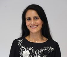 Bushra Ahmad Specialist Orthodontist Biogrpahy Image 002 cr